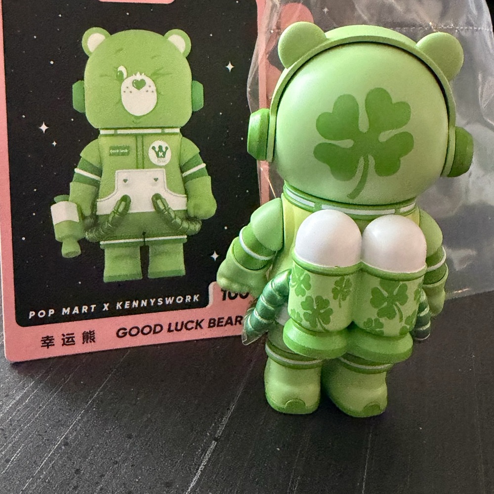 Space Molly “Good Luck Bear” Series 3 - Picture 3 of 3